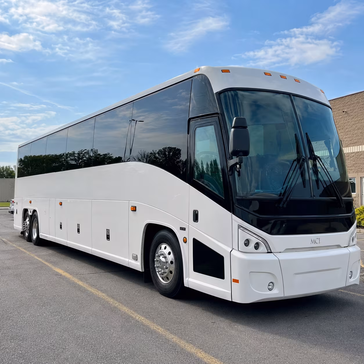 employee shuttle buses for oilfield and energy companies