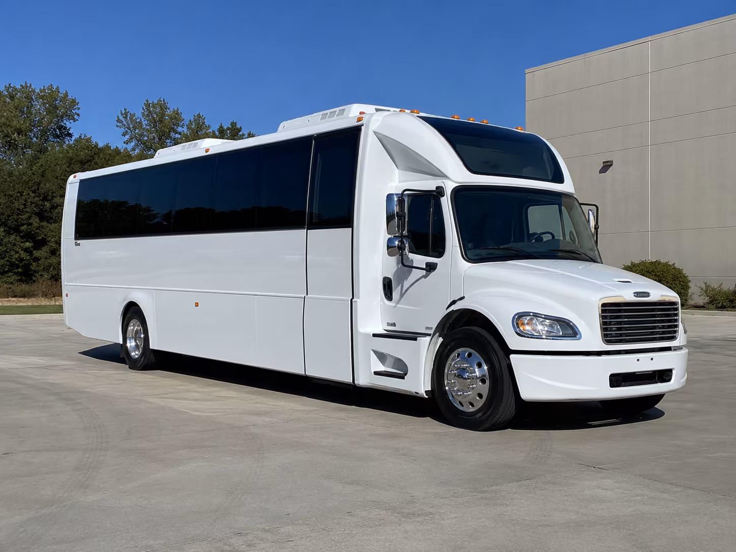 odessa 28 passenger party bus